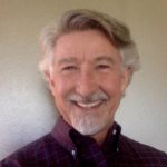 Porträttbild på Paul Looney