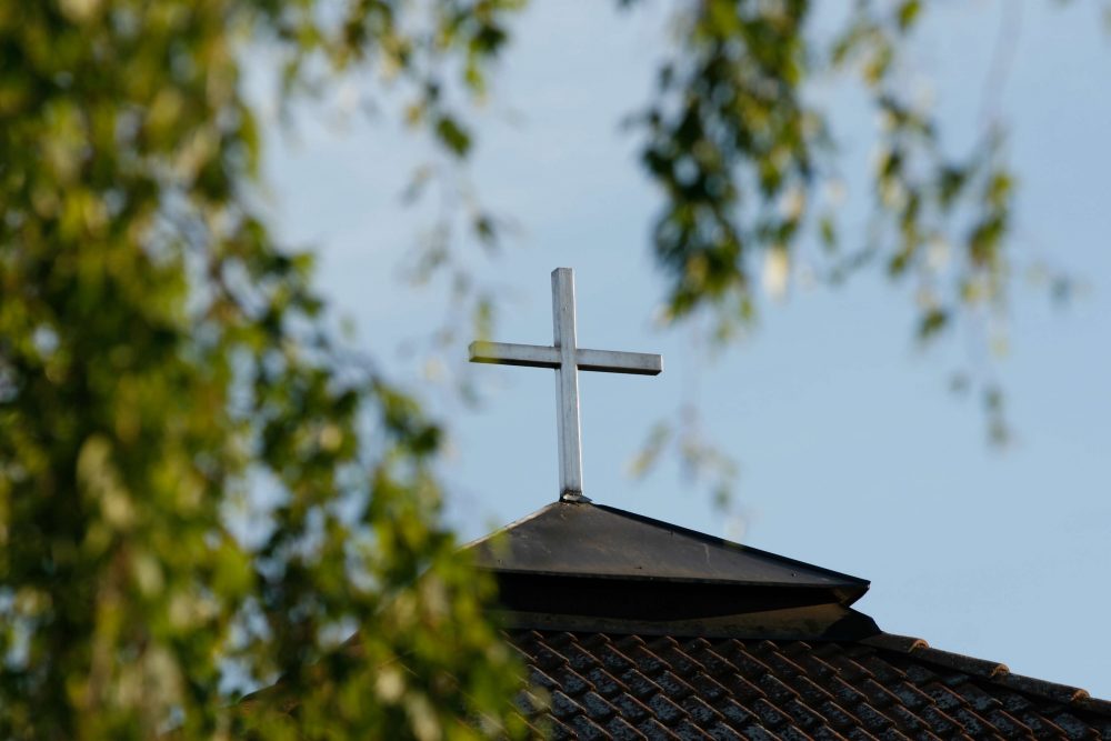 Sörbykyrkan exteriör korset
